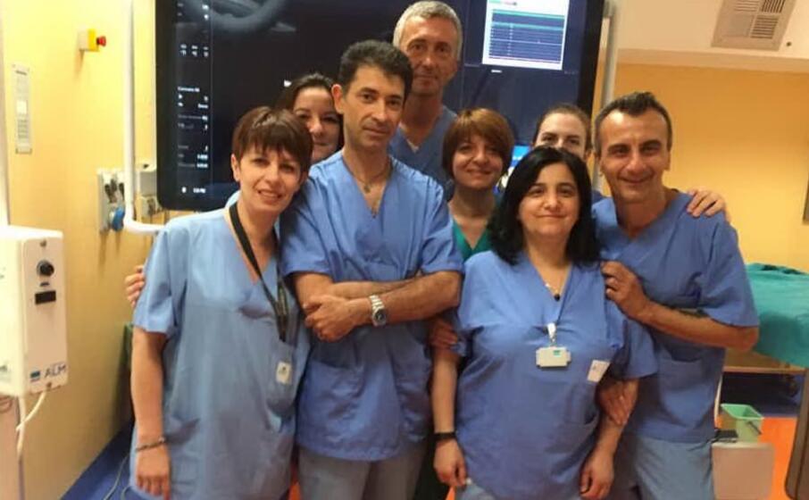 il team torinese che ha effettuato il delicato intervento (foto maria pia hospital)