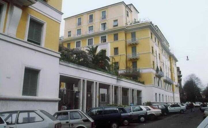 l impiegata viene pugnalata con 29 coltellate