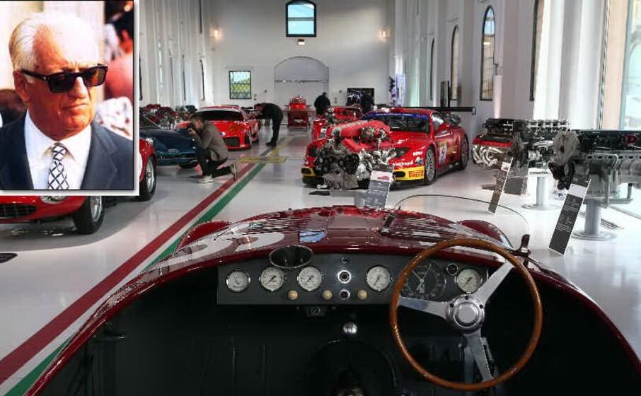 il museo dedicato ai motori (ansa) e nel riquadro enzo ferrari (archivio l unione sarda)