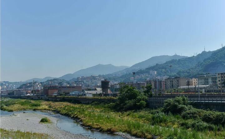 il nuovo landscape di genova dopo la demolizione (ansa)