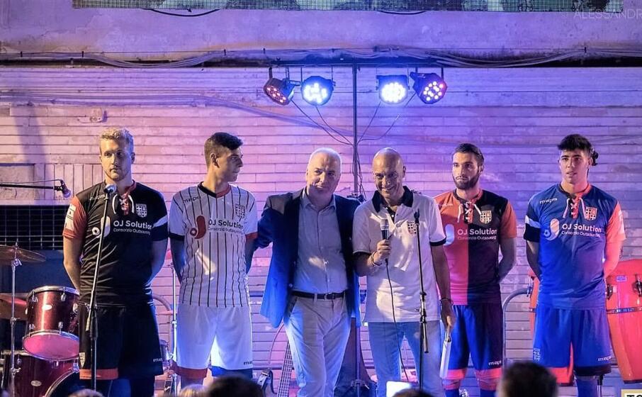 un momento della presentazione della squadra (foto torres)