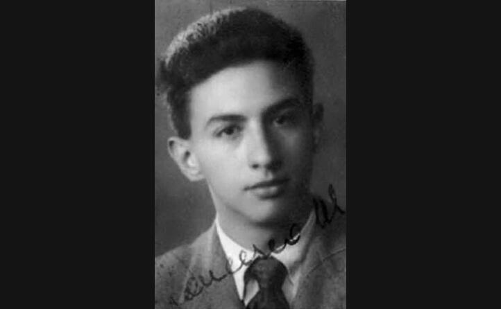 una foto del politico sassarese negli anni dell universit (ansa)