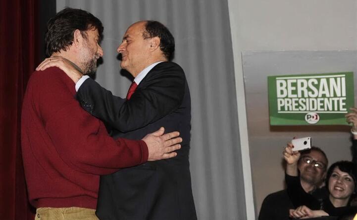 il regista ha sostenuto pierluigi bersani e partecipato alla campagna elettorale del pd nel 2013 (ansa)