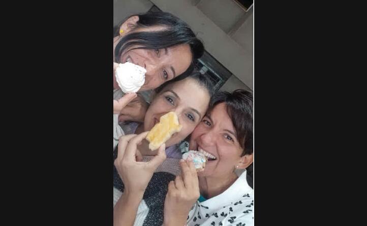 sarah foddis cristina ascedu e daniela murtas con bianchino ciambella di muravera pabassina