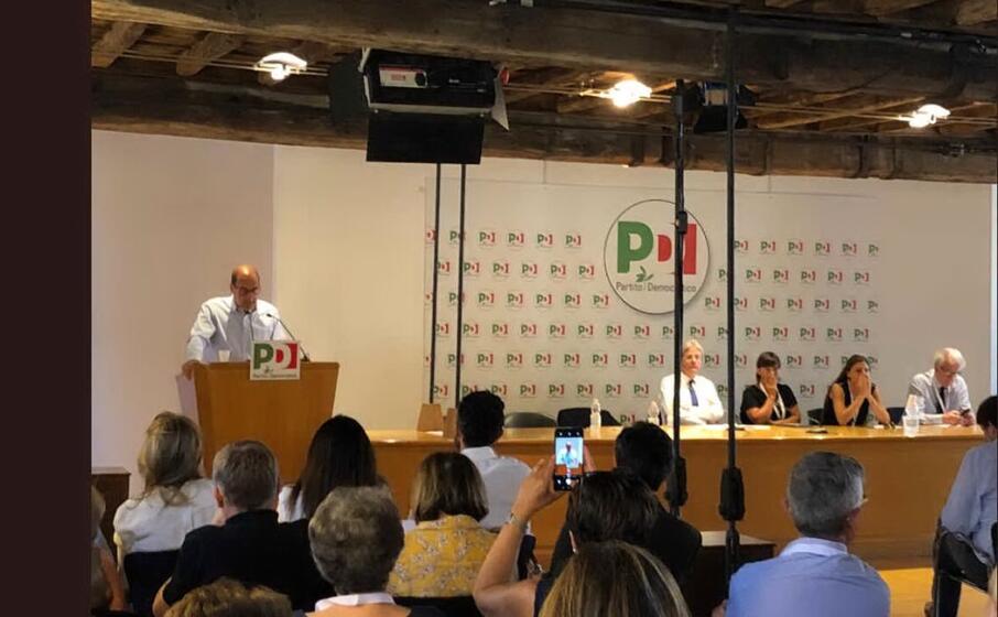 il discorso di zingaretti in direzione (foto twitter)