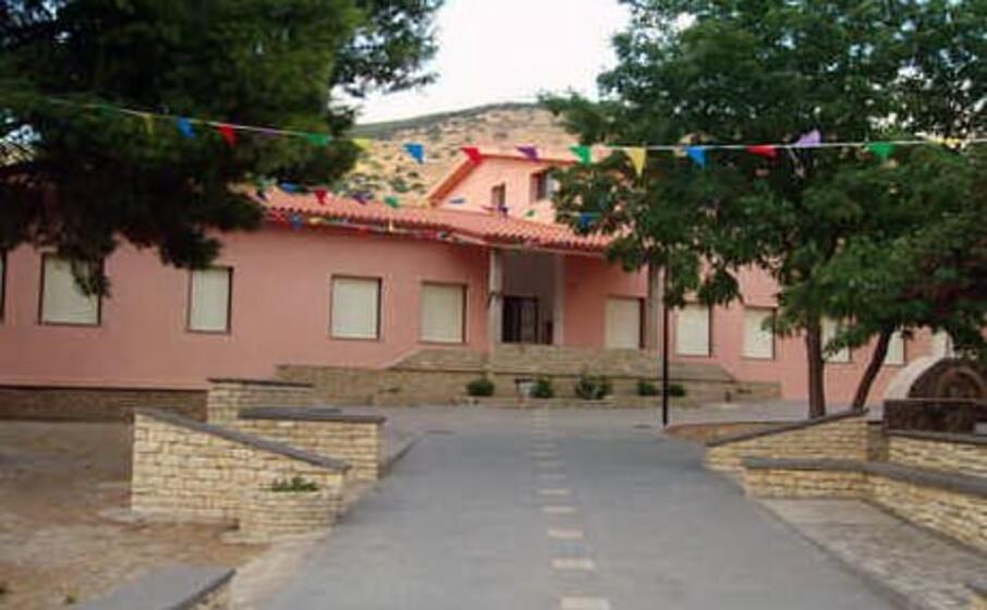 il centro sociale di genuri (l unione sarda pintori)
