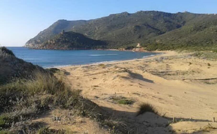 la spiaggia di porto ferro (l unione sarda tellini)