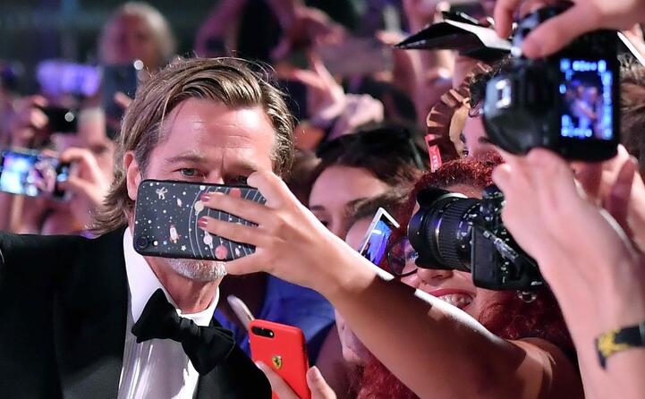 festival del cinema di venezia ecco brad pitt