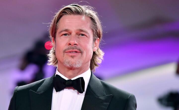 per l occasione ha sfilato con i capelli lunghi