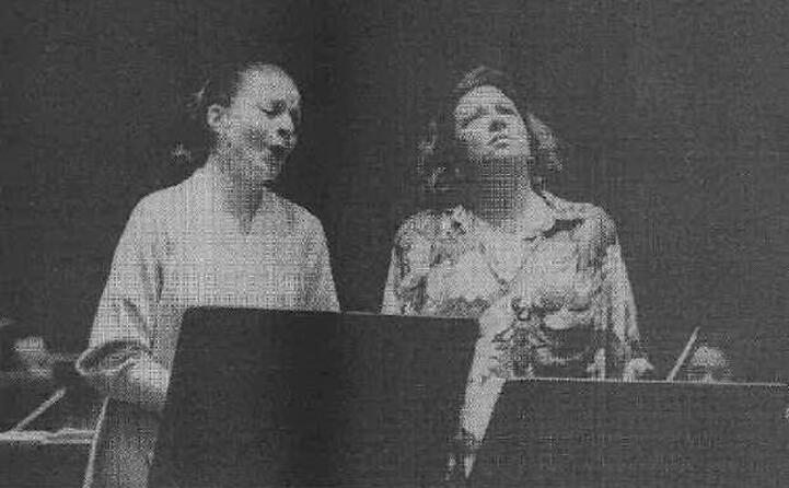 giusy devinu e bernadette manca di nissa all inaugurazione