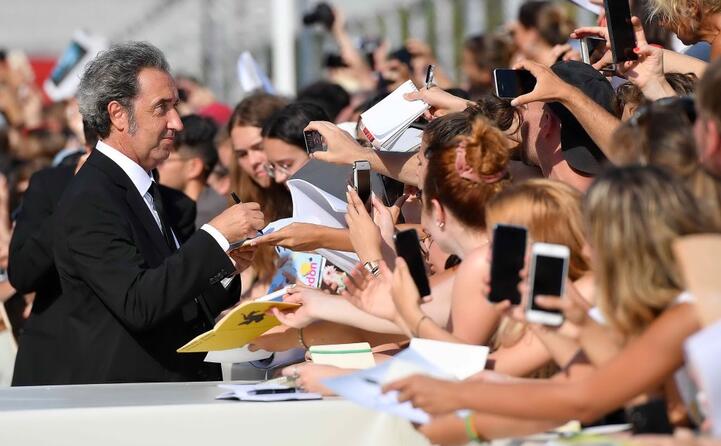 la serie di paolo sorrentino stata premiata durante la mostra
