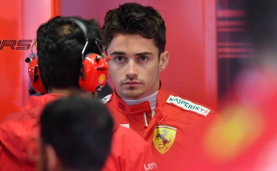 charles leclerc su ferrari ha dominato le prove libere