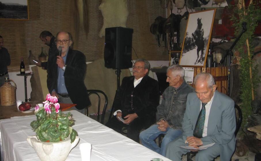 poeti campidanesi a sinnai (foto serreli)