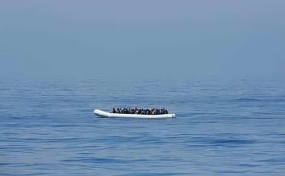 migranti (archivio l unione sarda)