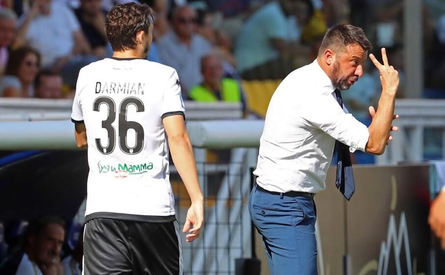 l allenatore del parma d aversa d indicazioni alla squadra