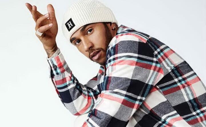 grande protagonista anche lewis hamilton (foto facebook tommy hilfiger)