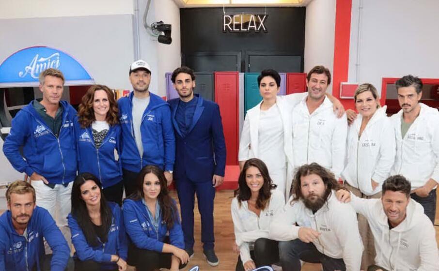 amici al via l edizione vip 14 celebrit in gara