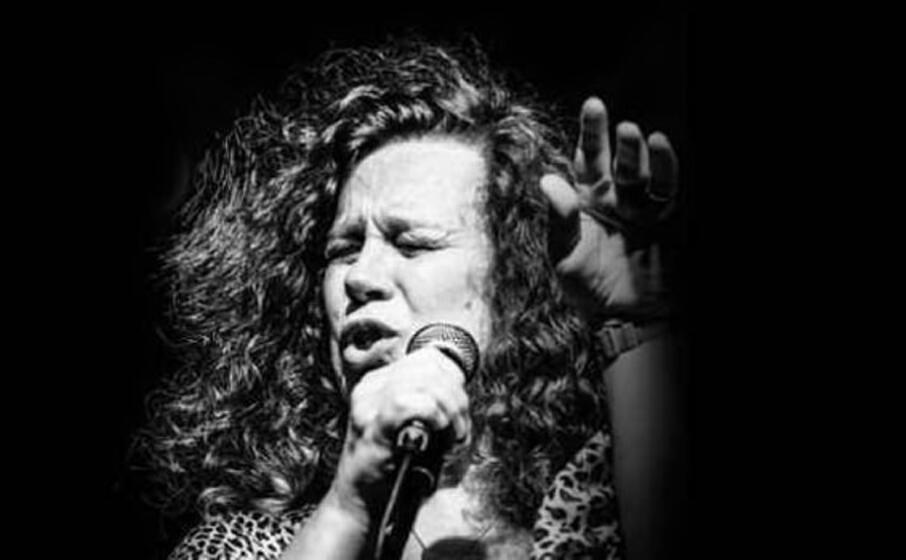sarah jane morris (foto facebook)