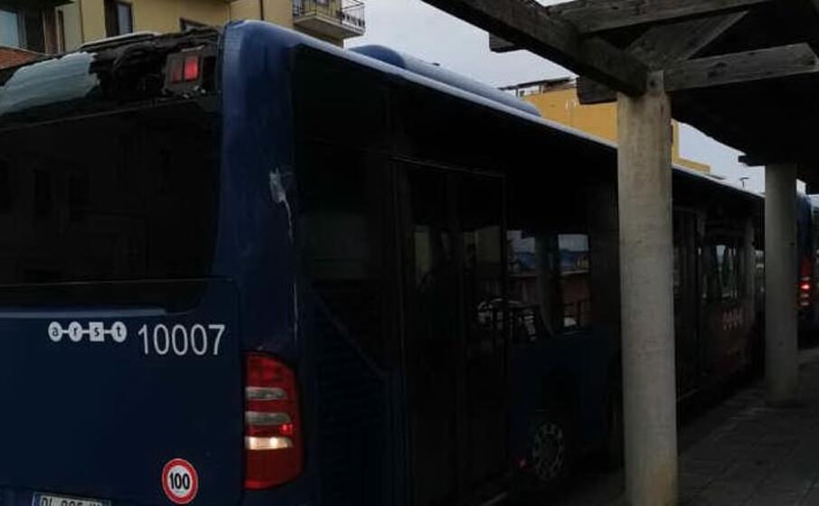 il pullma (foto l unione sarda pala)