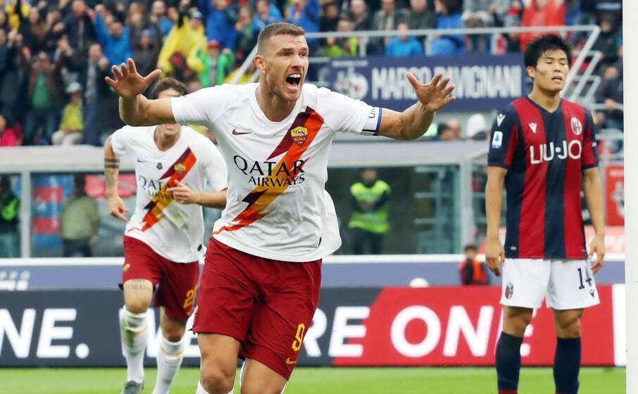 l esultanza di dzeko dopo il gol partita (ansa)