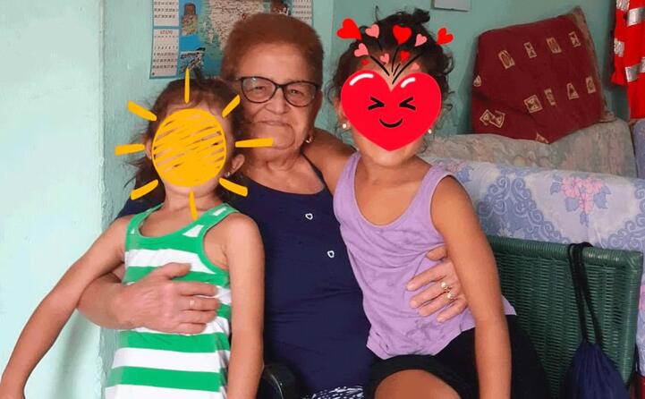 da guspini auguri alla nostra bisnonna giovanna da gaia e chiara un bacione