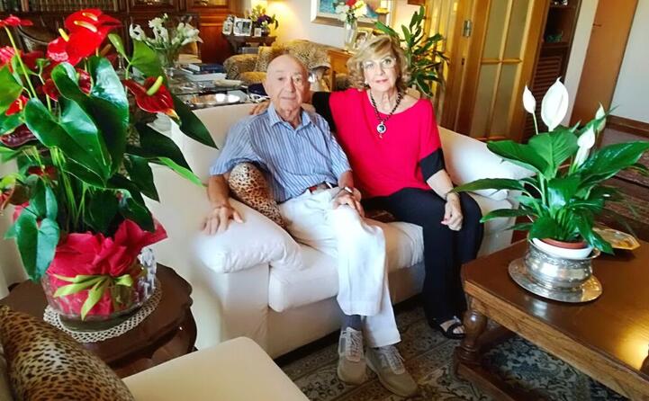 i nonni di ele ricky e fede tanti auguri a voi