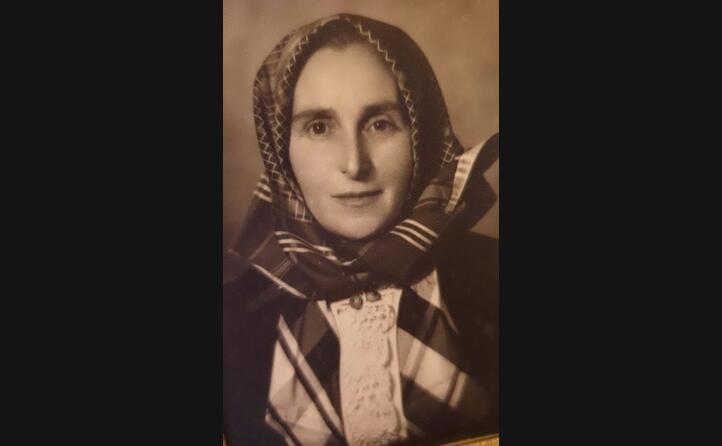 sono una tirocinante oss e per il 2 ottobre auguro a tutti i nonni e le nonne di ogni parte di ricevere tutto l amore che meritano e il rispetto sempre della loro dignit auguri anche a mia nonna rosa che era di cabras (nella foto) rosy da samatzai