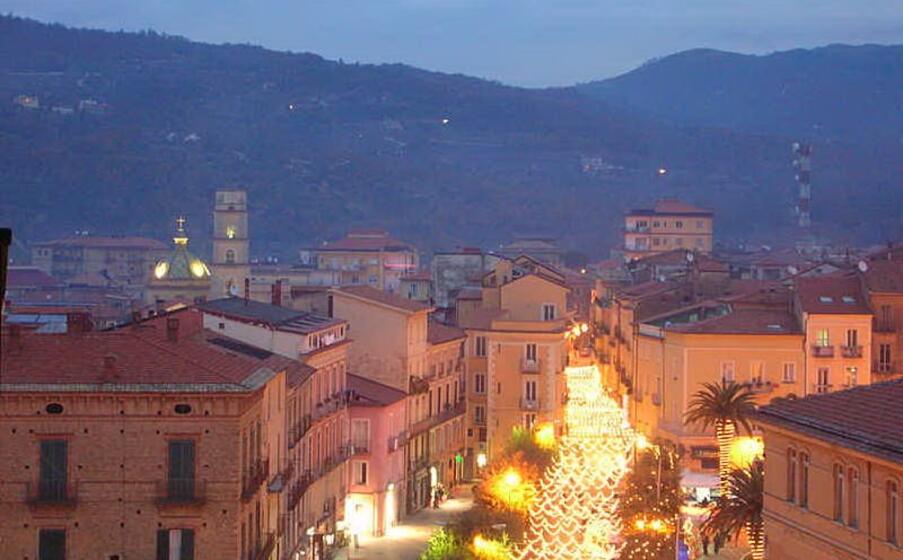vallo della lucania (wikipedia)