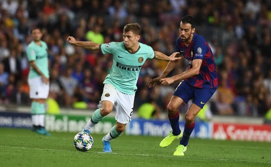 nicol barella contro il barcellona (foto twitter)