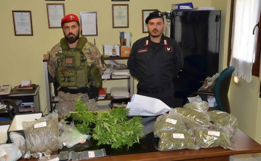 (foto carabinieri)