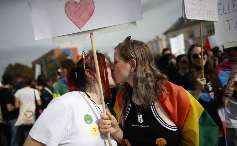 da agosto i transgender possono cambiare nome e genere nel registro civile