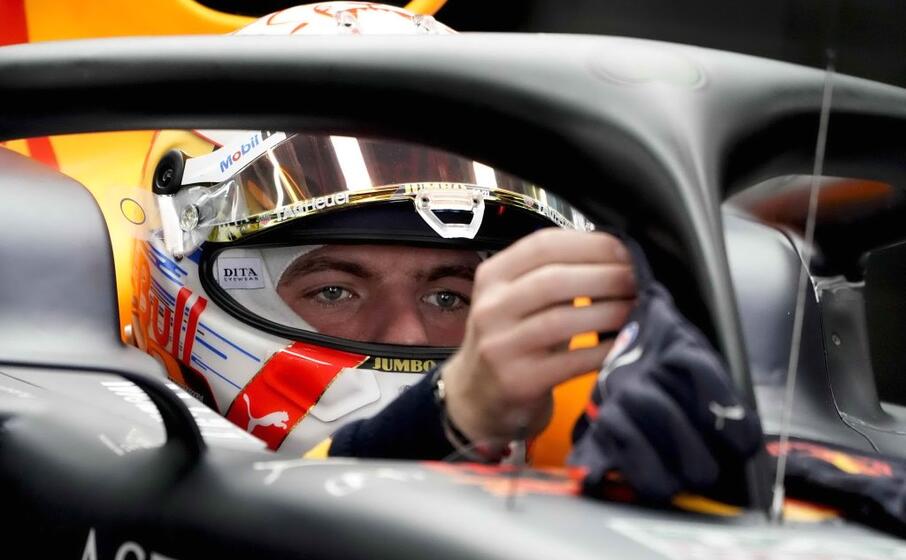 si svolgeranno domenica alle 14 10 (le sette in italia) max vertappen su red bull
