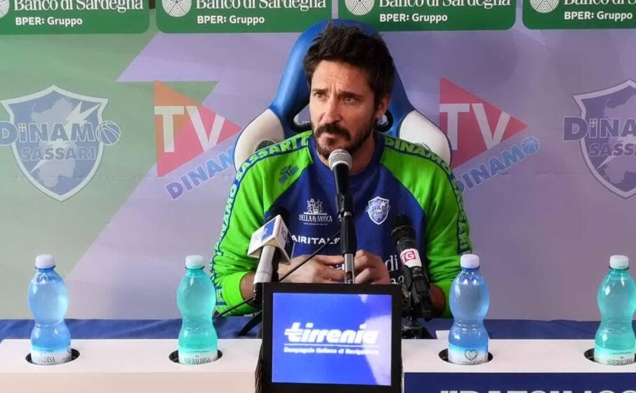 coach pozzecco (foto dinamo)