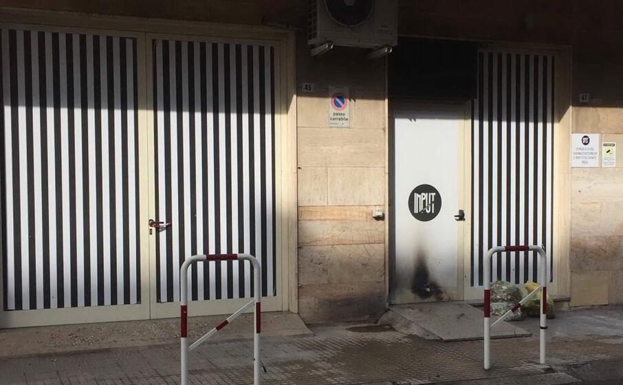 l ingresso del locale (foto l unione sarda sanna)