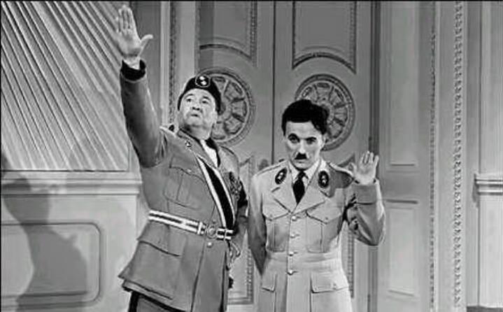 si tratta di una parodia del nazismo
