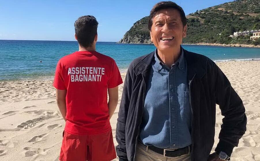 gianni morandi a villasimius (foto da profilo ufficiale facebook)