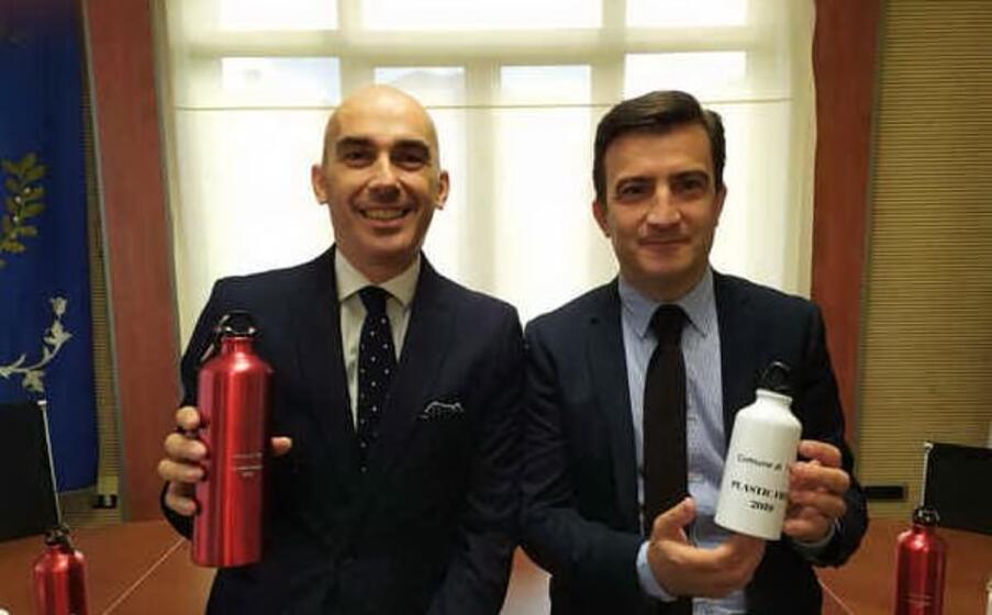 il sindaco di tissi gianmaria budroni e il vice sindaco domenico masia (l unione sarda tellini)