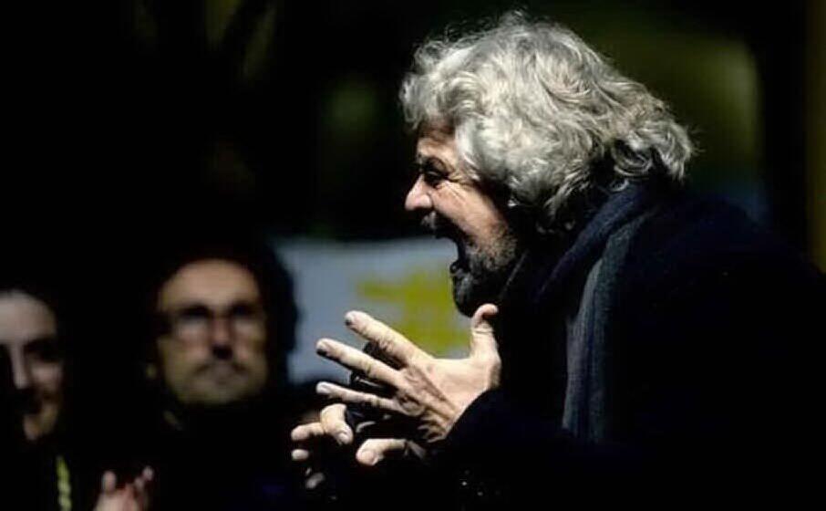 beppe grillo (archivio l unione sarda)
