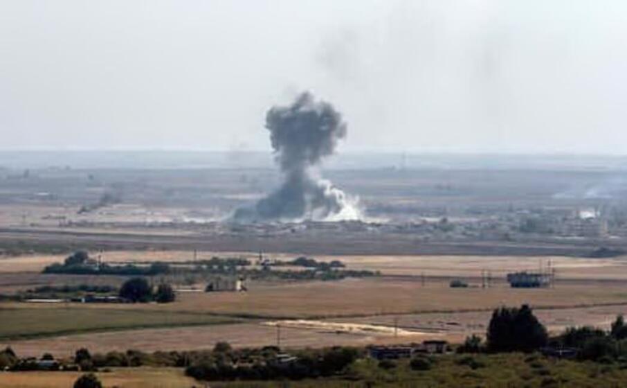 bombardamenti in siria (ansa)