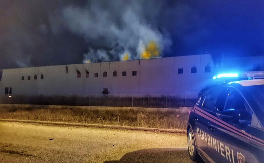 (foto carabinieri)