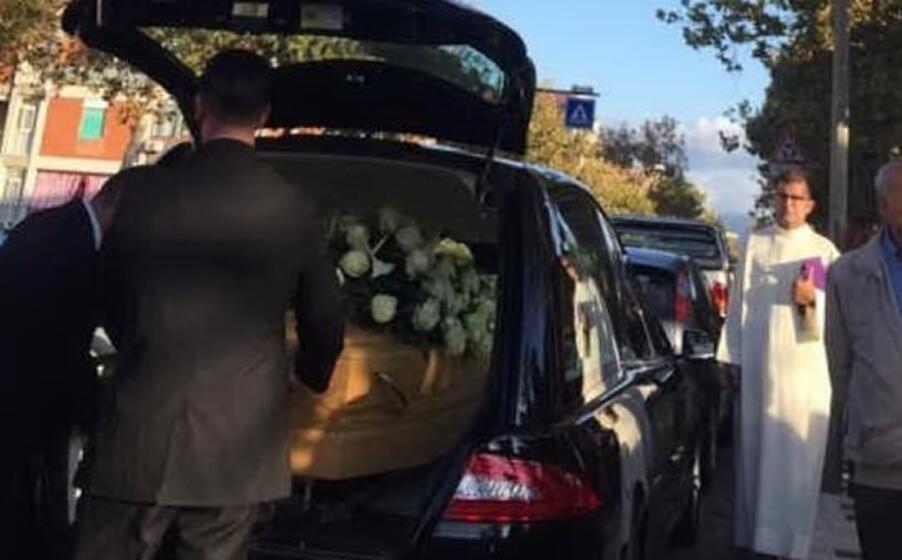 il funerale di anna maria fois (foto l unione sarda simbula)
