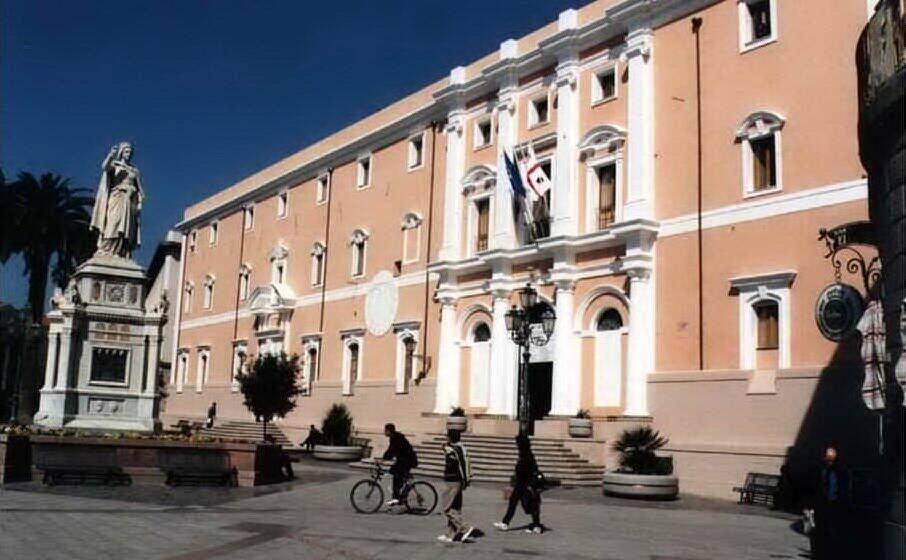 il comune di oristano (archivio l unione sarda)