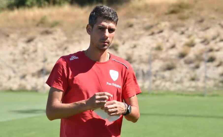 michele filippi sul campo di allenamento (foto l unione sarda giagnoni)