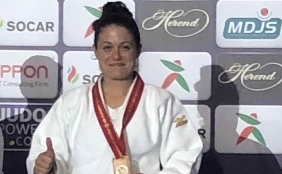 tania volpi medaglia di bronzo ai mondiali veterans di judo disputati in marocco (foto l unione sarda murgana)