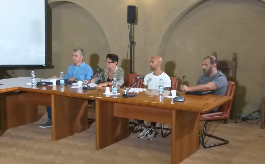 da sinistra l ex capogruppo pierluigi palmas paola ferreli andrea can e nicola bianchini (foto l unione sarda farris)