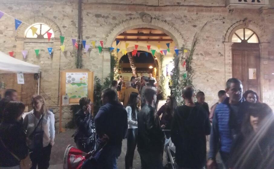 la festa della malvasia ieri a casa dess (foto l unione sarda andrea serreli)