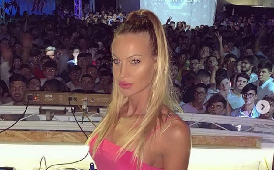 taylor mega (foto instagram)