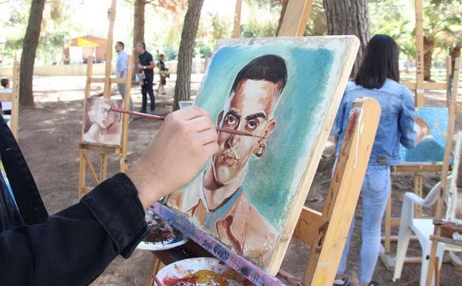 un affresco di mahmood (foto l unione sarda pala)