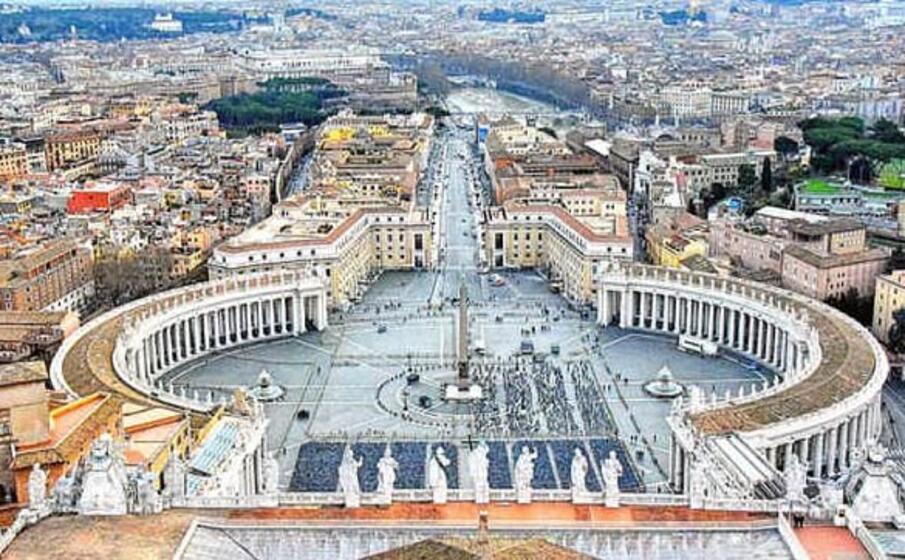 piazza san pietro a roma (foto da wikimedia)