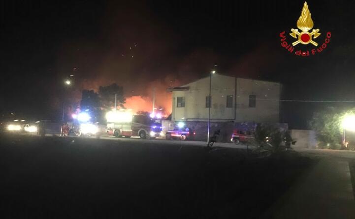 istituito il centro di coordinamento dei soccorsi (foto vvf)
